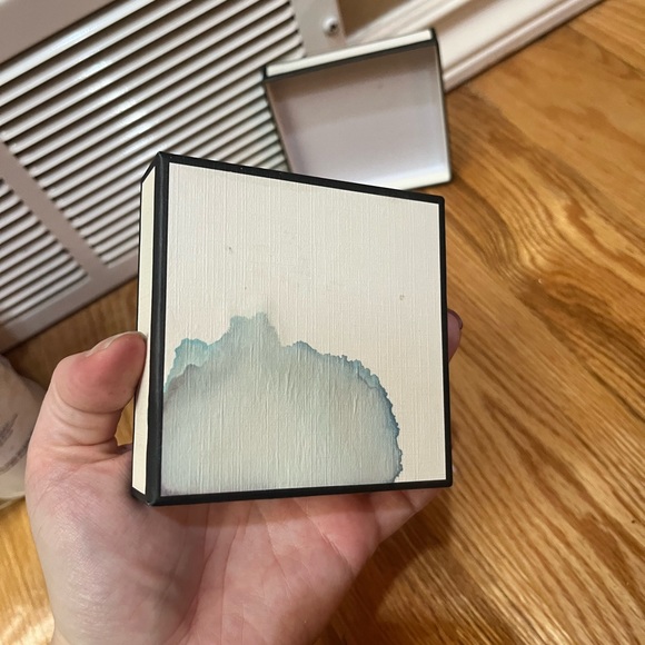 Rae Dunn Valentine’s Heart Necklace - Picture 3 of 4